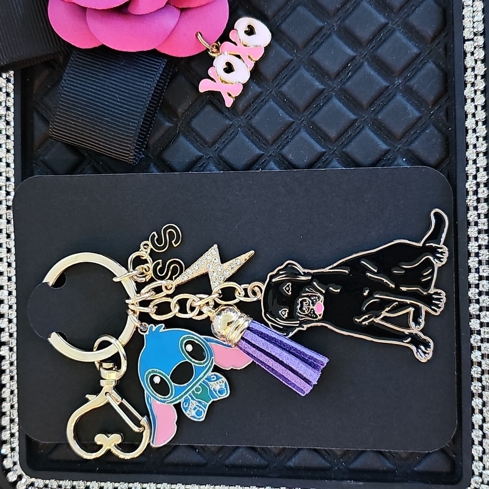 NEW! 2D Acrylic Siberian Husky Bag Charm 👜🎒 Accessory ~ 🐕 🐾🎁 - Picture 14 of 14